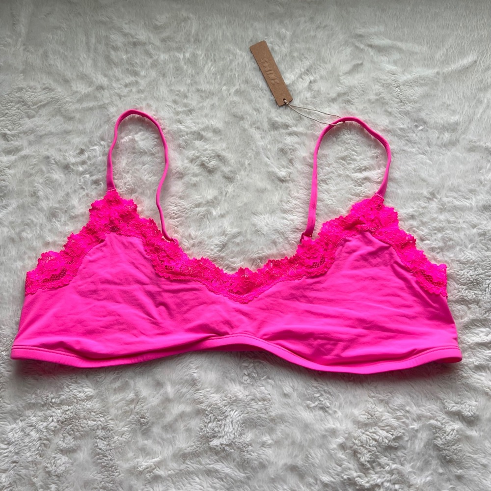 SKIMS Fits Everybody Lace Scoop Bralette Taffy Multi Neon Pink BR-SCP-4129 4X
